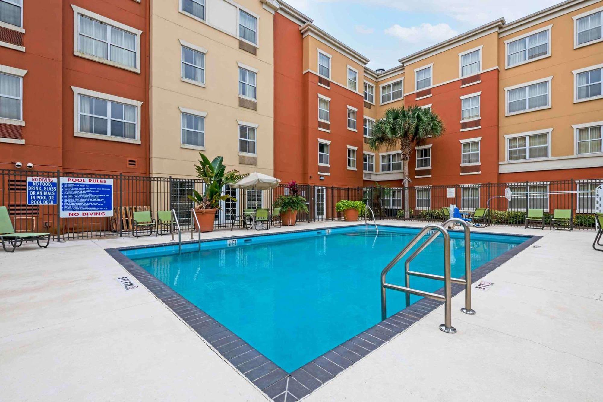 Williamsburg Extended Stay America Suites - Orlando - Convention Center - 6443 Westwood מראה חיצוני תמונה
