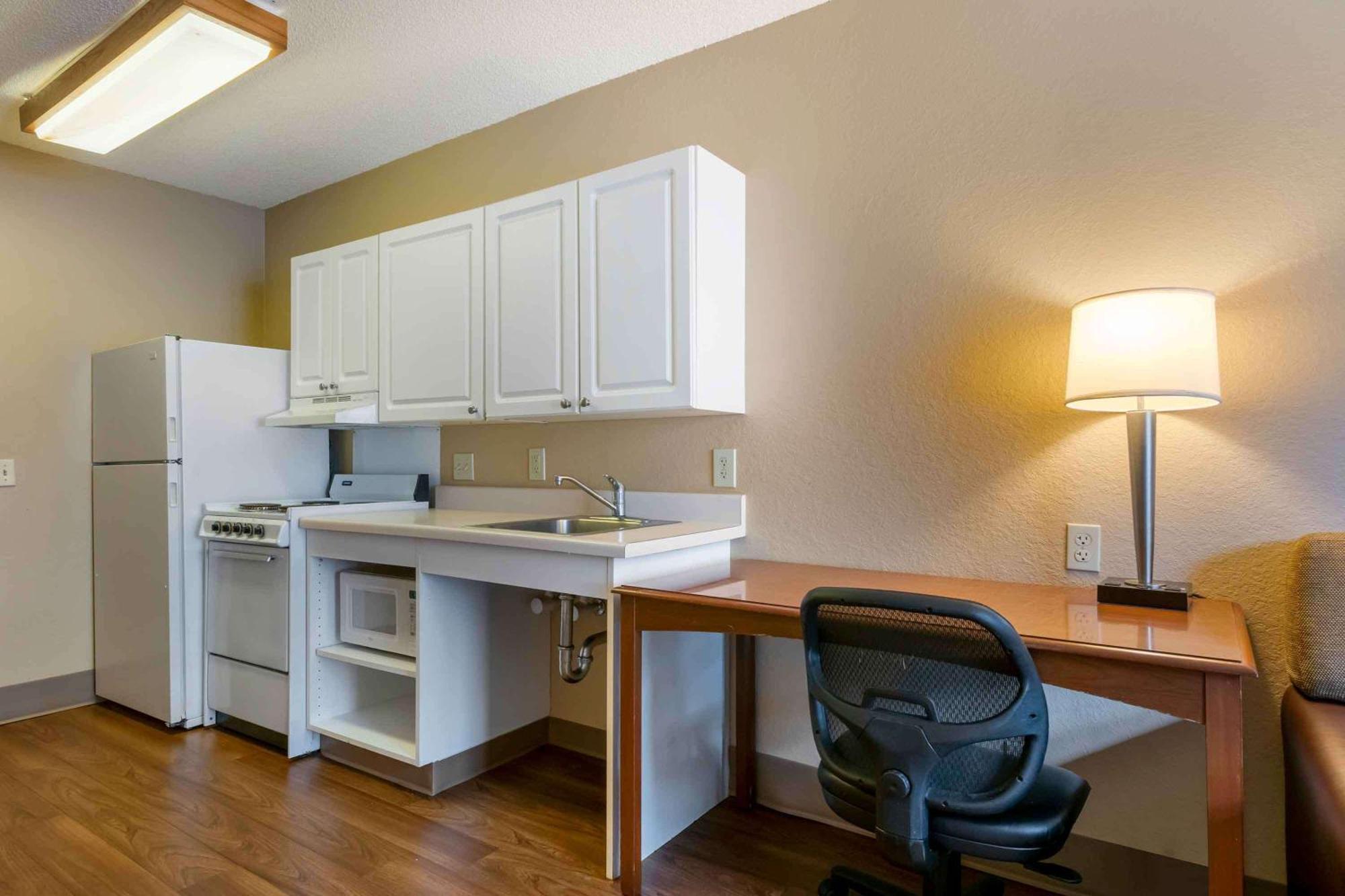 Williamsburg Extended Stay America Suites - Orlando - Convention Center - 6443 Westwood מראה חיצוני תמונה