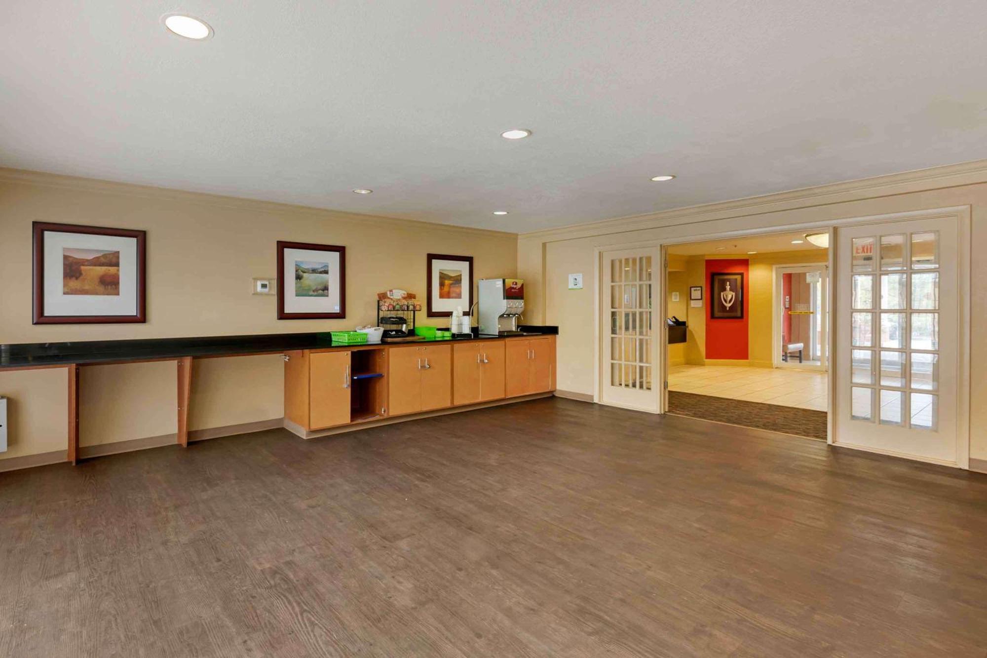 Williamsburg Extended Stay America Suites - Orlando - Convention Center - 6443 Westwood מראה חיצוני תמונה